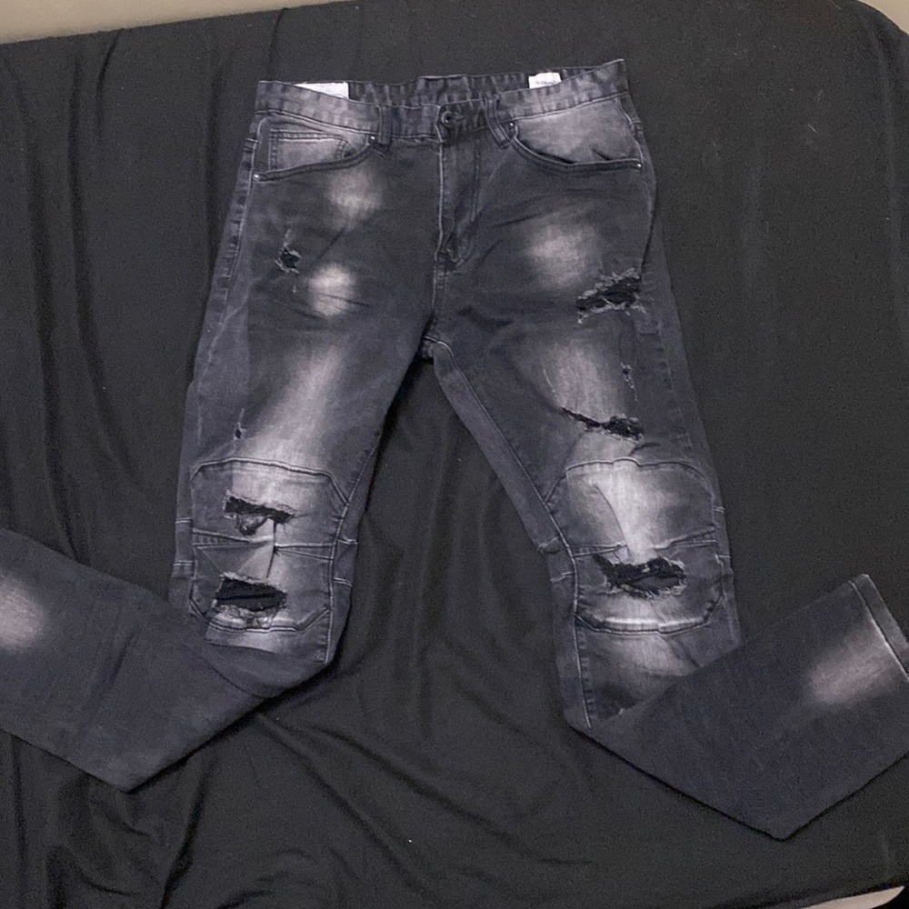 Smoke Rise Black Ripped Jeans 32/32